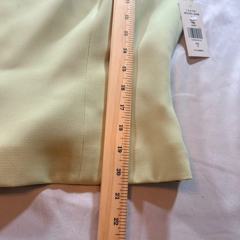 Tahari Arthur S Levine Blazer Shell Set Womens 12 Sage Green Pick Stitch Suit